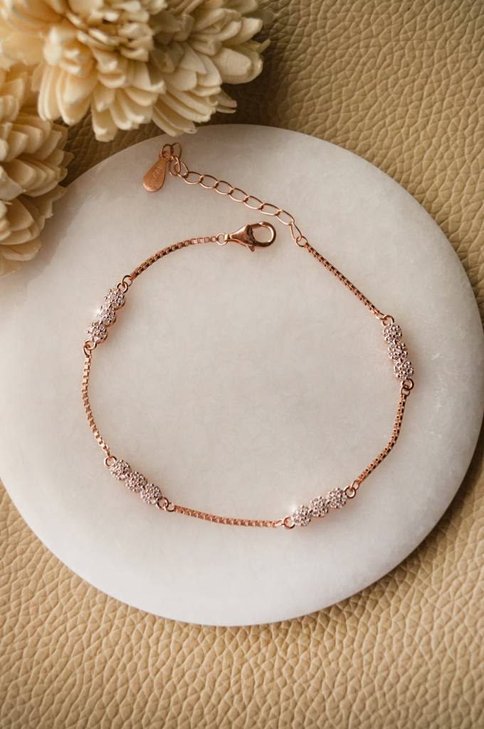 Elegant Rose Gold Floral Cluster Bracelet
