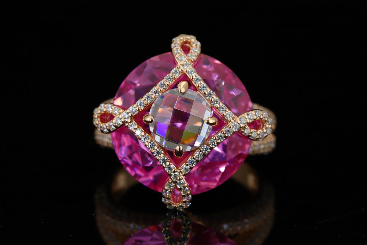Vintage-Inspired Statement / Toi et Moi Cluster Ring