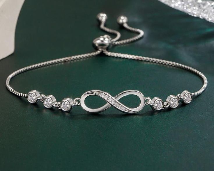 Adjustable Sparkling Cubic Zirconia Link Bracelet for Women