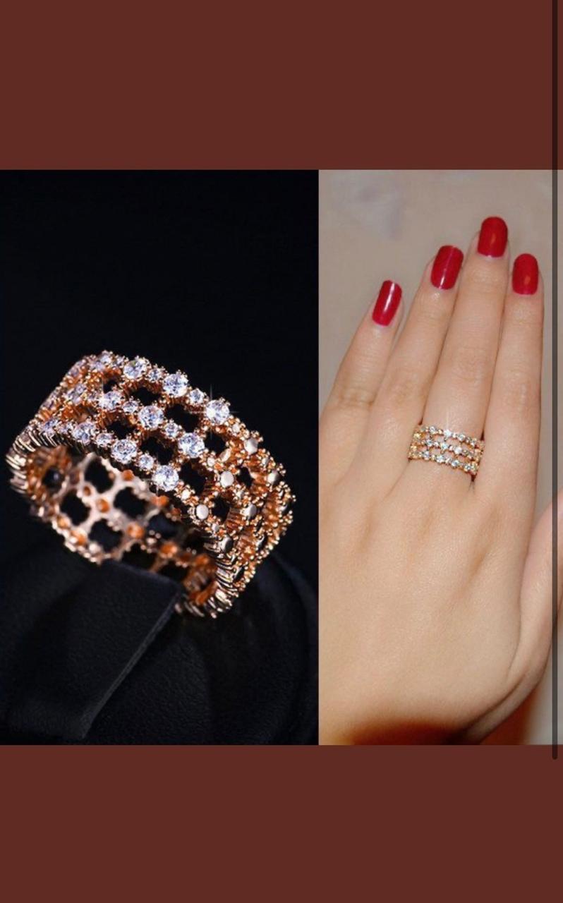π Sparkly Triple-Row Lattice Statement Ring
