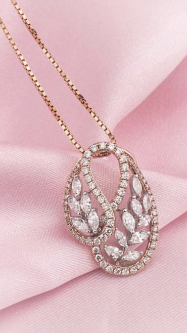 π Exquisite Rose Gold Diamond Open-Loop Marquise Cluster Pendant