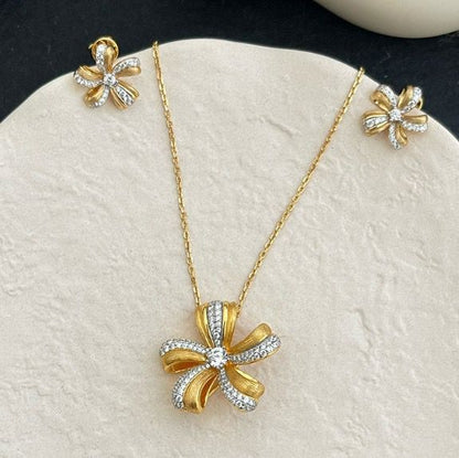 Elegant 2-Piece Floral Jewelry Set (Pendant Necklace & Matching Earrings)