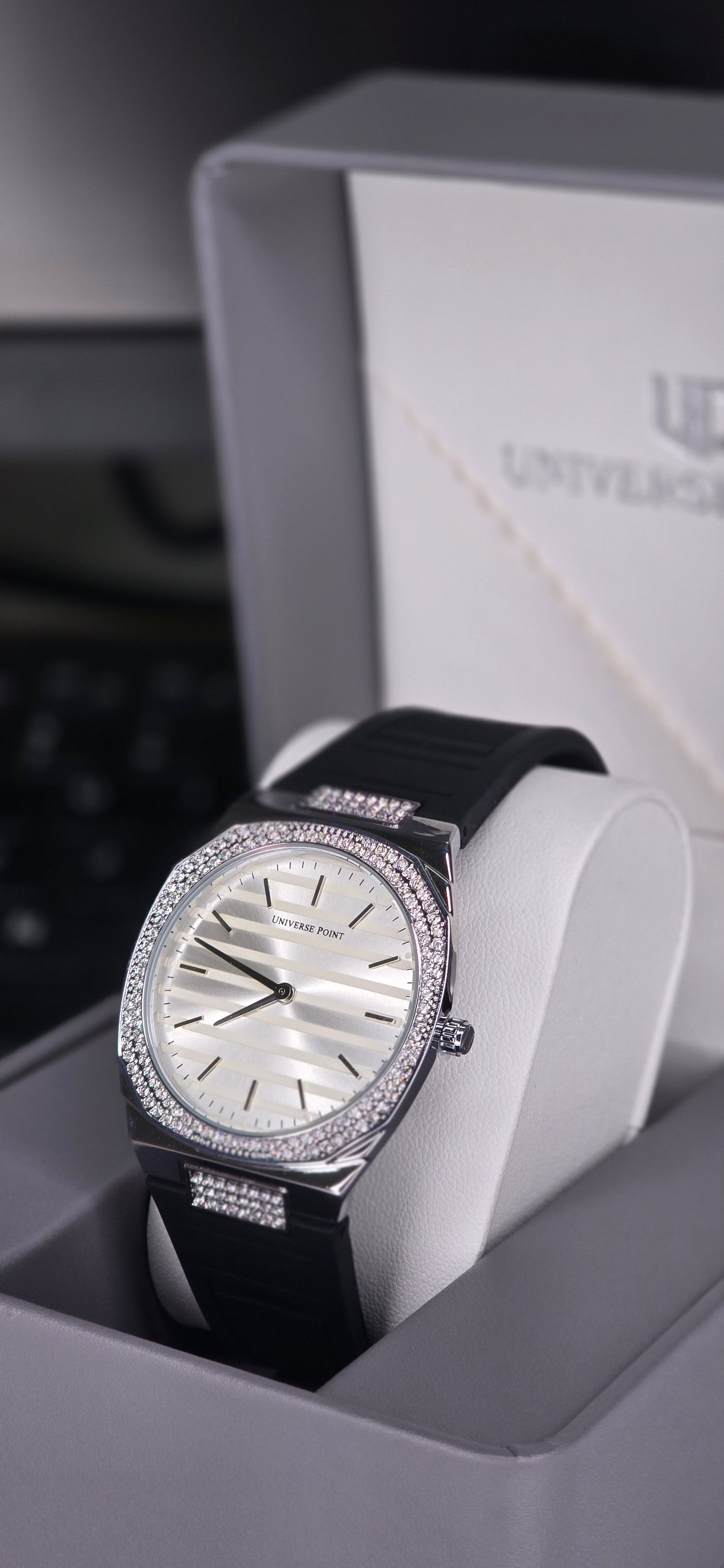 Iced-Out Bezel Quartz Watch with Black Rubber Strap