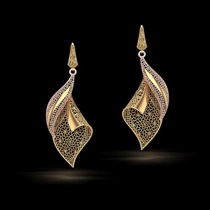 🌟 Elegant Two-Tone Filigree Drop Earrings