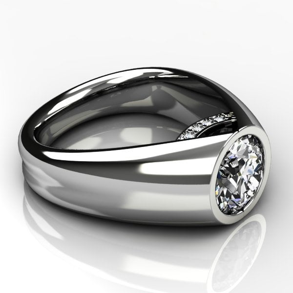 The main round brilliant-cut diamond