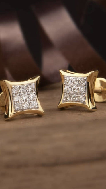 kite-shaped cluster stud earrings