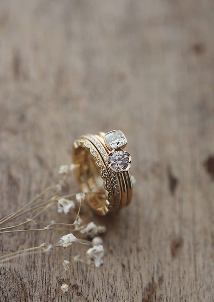 ✦ Vintage Floral & Bezel Diamond Ring Stack ✦