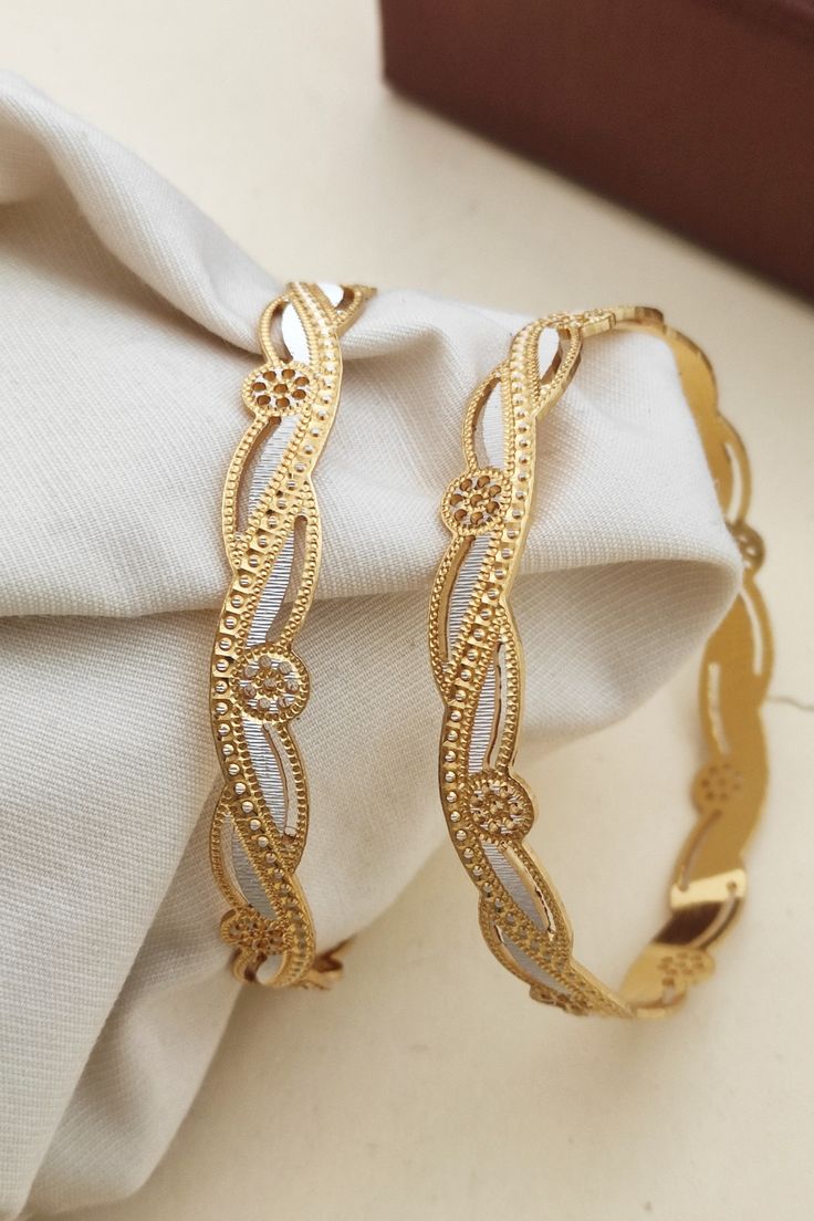 These are beautiful gold bangles