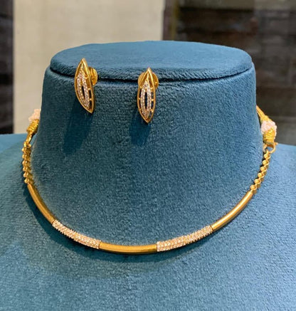 Gold Hasli Choker & Matching Stud Earring Set