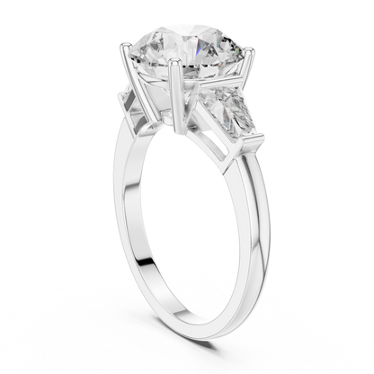 Round Cut Diamond Engagement Ring