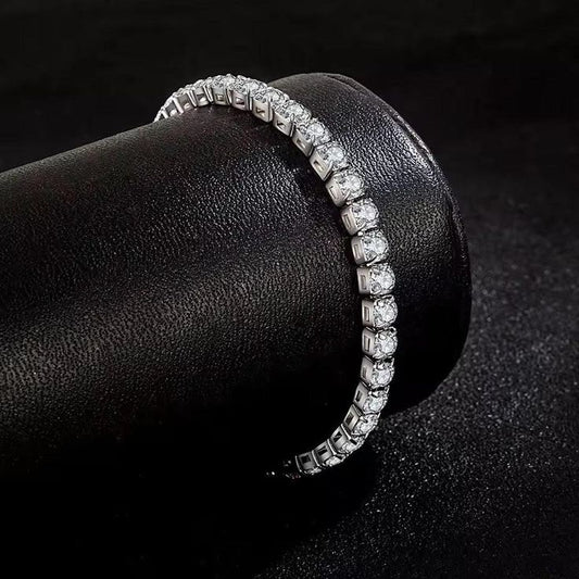 Classic Round-Cut Diamond Tennis Bracelet