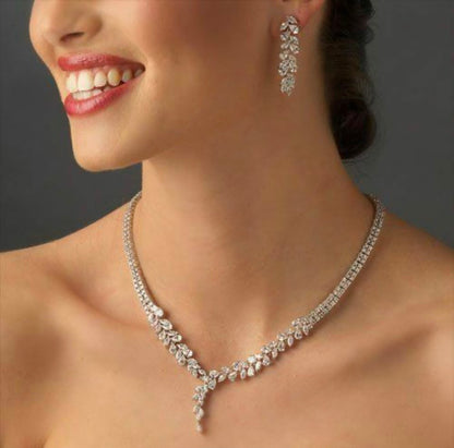 Elegant Marquise & Round Cut Bridal Jewelry Set – Necklace and Drop Earrings