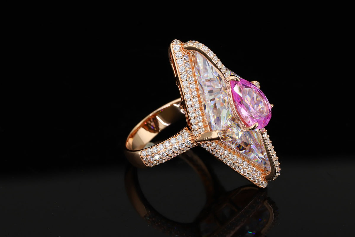 Exquisite Rose Gold Two-Stone "Toi et Moi" Marquise Ring with Diamond Micro-Pavé