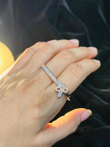 Modern Floral Bar Statement Ring