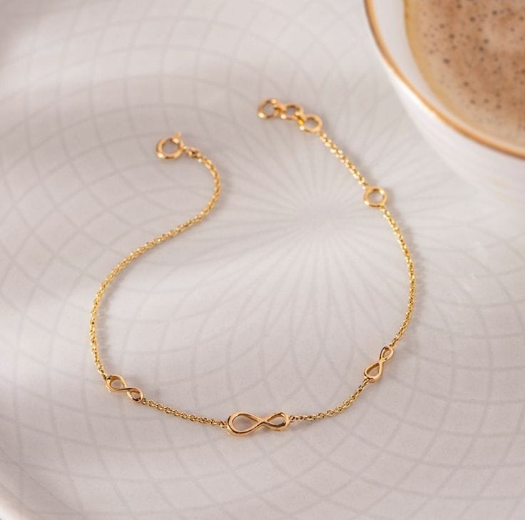 Elegant Everyday Stackable Bracelet for Women