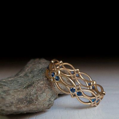 vintage-inspired openwork ring