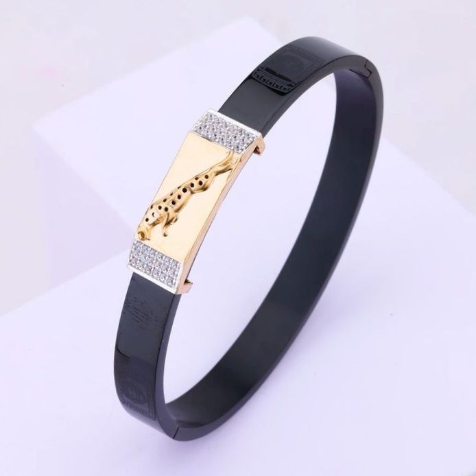 Elegant Men's Black Stainless Steel Panther Bangle Bracelet